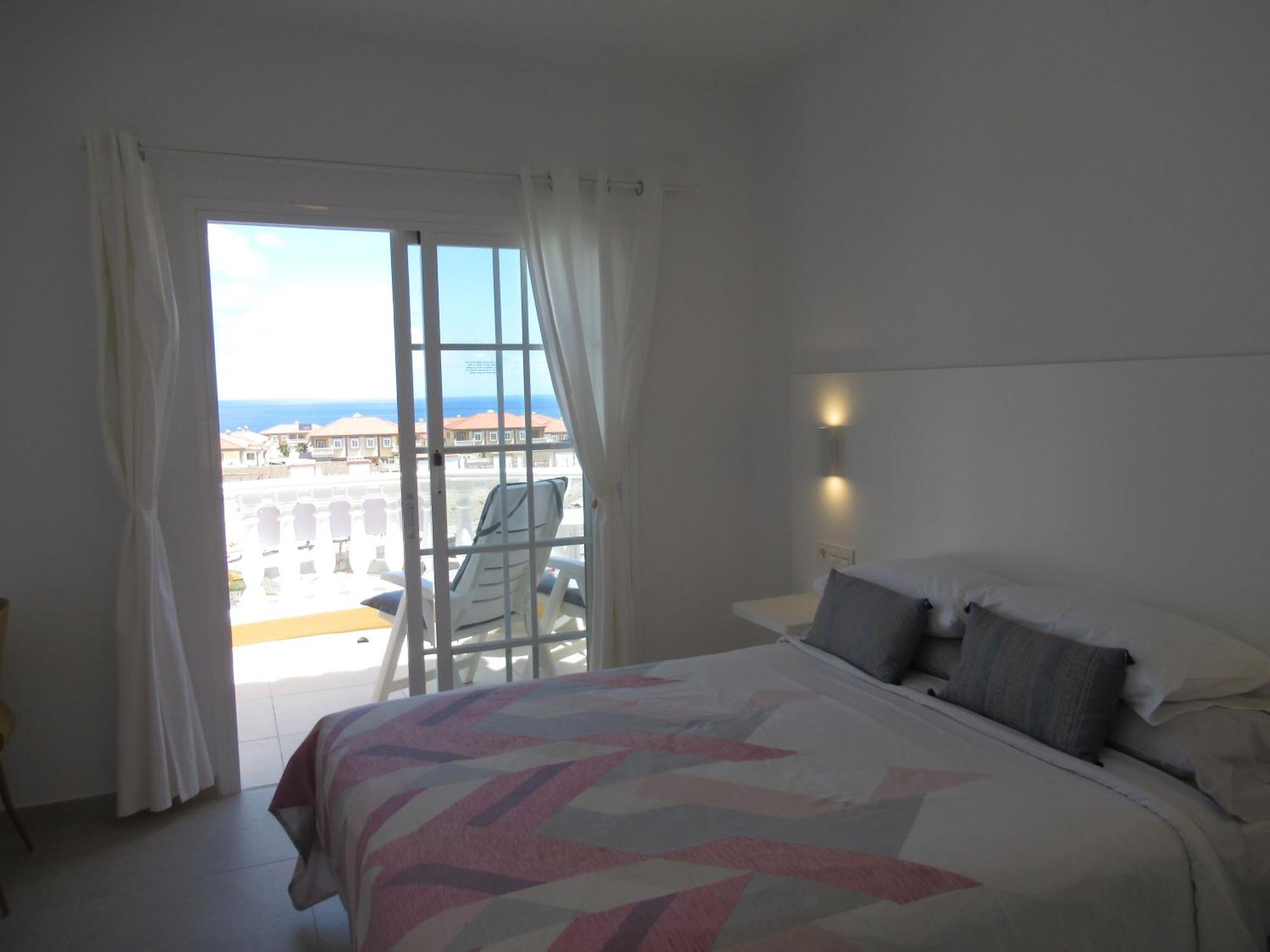 LAS DUNAS 9, beautiful beach front boutique villa with ocean view, pool&WiFi El Médano Extérieur photo